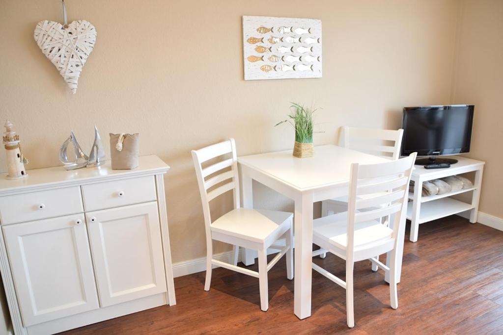 Schoenes Neues Hochwertig Renoviertes 2-Zimmer Appartement In Der 4. Etage. Вестерланд Экстерьер фото