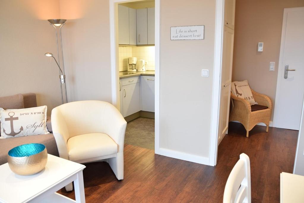 Schoenes Neues Hochwertig Renoviertes 2-Zimmer Appartement In Der 4. Etage. Вестерланд Экстерьер фото
